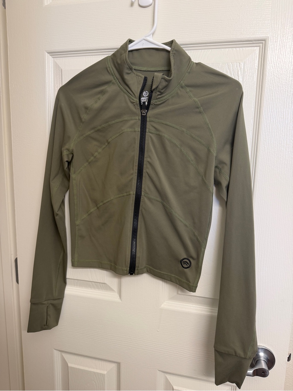 TLE The Ladies Edge Lightweight Utility Crop Zip Jacket - Olive Green